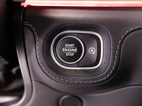 Used 2024 Mercedes-Benz Maybach GLS 600 4MATIC image 17