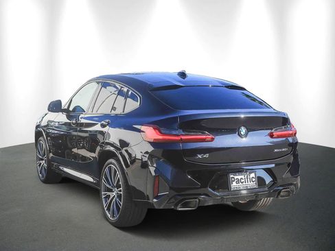 Certified 2024 BMW X4 xDrive30i w/ M Sport Package image 4