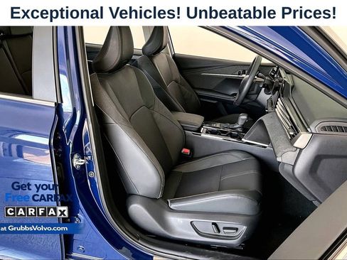 Used 2025 Toyota Camry XLE w/ Premium Plus Package FWD image 8