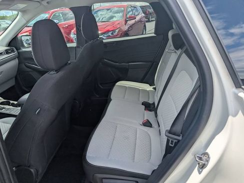Used 2023 Ford Escape Active w/ Cold Weather Package FWD image 9