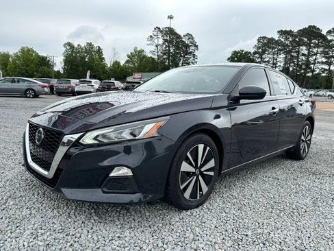 Used 2022 Nissan Altima 2.5 SV FWD image 3