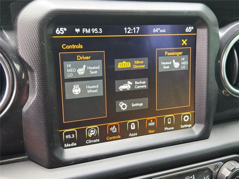 Used 2023 Jeep Wrangler Unlimited Sahara AWD/4WD image 28