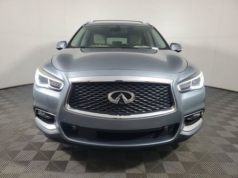 Used 2018 INFINITI QX60 FWD w/ Deluxe Technology Package image 2