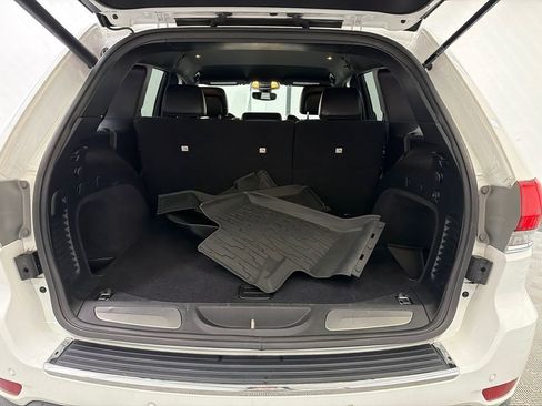 Used 2019 Jeep Grand Cherokee Limited image 19