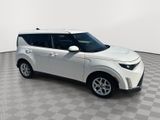 Used 2024 Kia Soul LX w/ Option Group 015 image 3