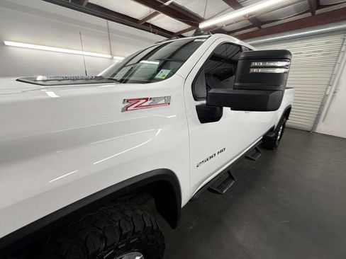 Used 2024 Chevrolet Silverado 2500 LT AWD/4WD image 31