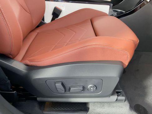 New 2026 BMW X1 xDrive28i w/ Technology Package image 32