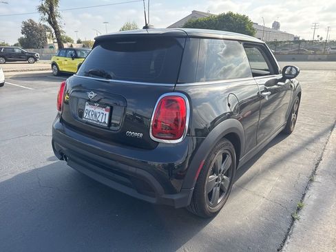 Used 2024 MINI Cooper 2-Door Hardtop image 8