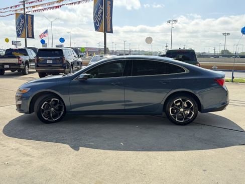 Used 2024 Chevrolet Malibu LT FWD image 11