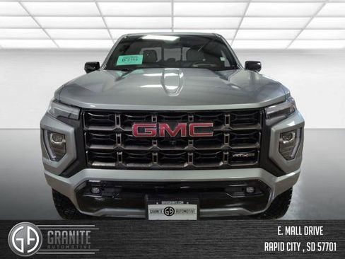 Used 2024 GMC Canyon AT4X AWD/4WD image 9