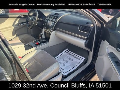 Used 2013 Toyota Camry XLE w/ Leather Pkg image 10