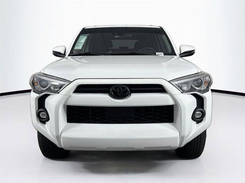 Certified 2024 Toyota 4Runner SR5 Premium w/ Moonroof Package image 9
