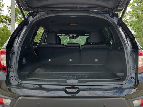 Used 2025 Honda Passport TrailSport image 7
