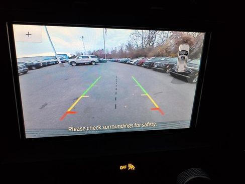 Used 2021 Ford Expedition Limited image 21