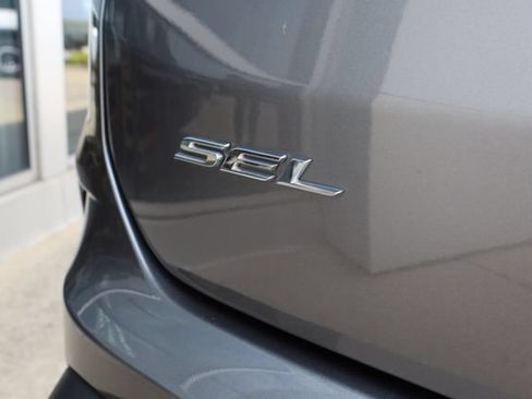 Used 2024 Ford Edge SEL w/ Convenience Package AWD/4WD image 11