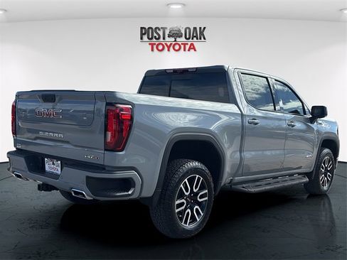 Used 2025 GMC Sierra 1500 AT4 w/ AT4 Premium Package image 7