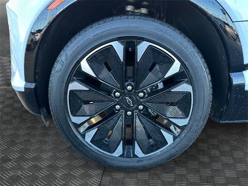 Used 2024 Chevrolet Blazer EV RS image 14