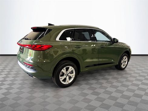 Certified 2025 Audi Q5 Premium w/ Convenience Package AWD/4WD image 7