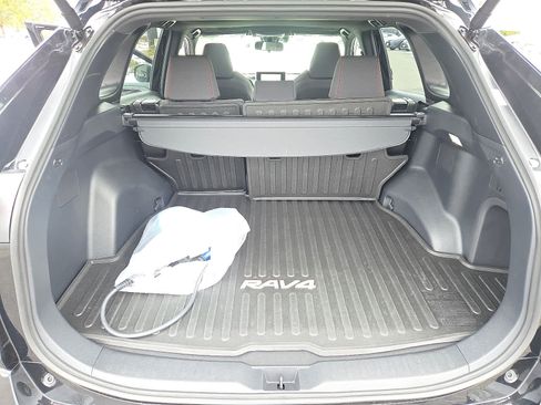 Certified 2024 Toyota RAV4 SE image 29