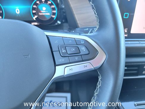 Used 2024 Volkswagen Atlas SE image 20