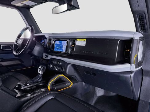 Used 2022 Ford Bronco Badlands AWD/4WD image 13