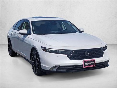 New 2025 Honda Accord Touring image 6