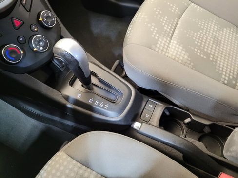 Used 2020 Chevrolet Sonic LT image 26