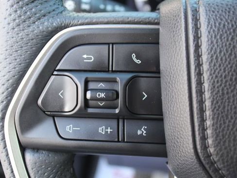 Used 2025 Toyota Tacoma TRD Off-Road w/ TRD Off Road Upgrade Package image 18