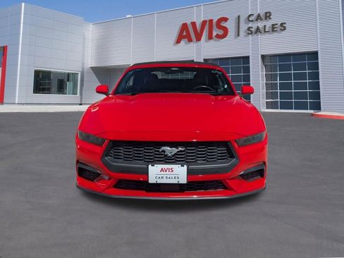 Used 2025 Ford Mustang Premium image 10