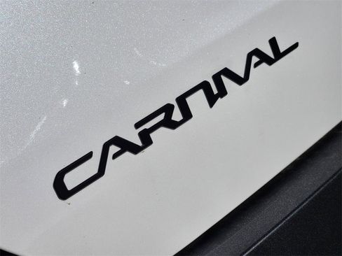 New 2026 Kia Carnival SX Prestige image 8