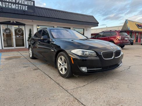 Used 2013 BMW 528i Sedan image 3