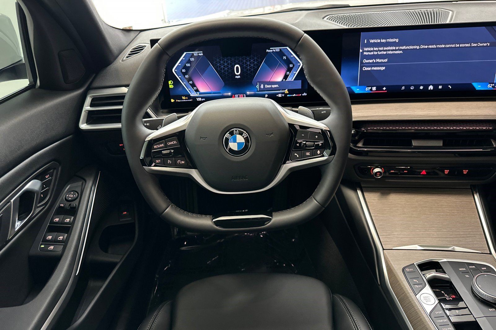 Used 2025 BMW 330i Sedan w/ Convenience Package RWD image 31