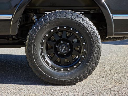 Used 2012 Ford F150 Platinum image 40