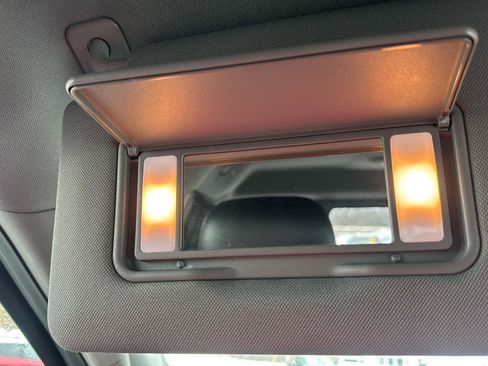 Used 2017 Ford F350 Lariat w/ Chrome Package image 33