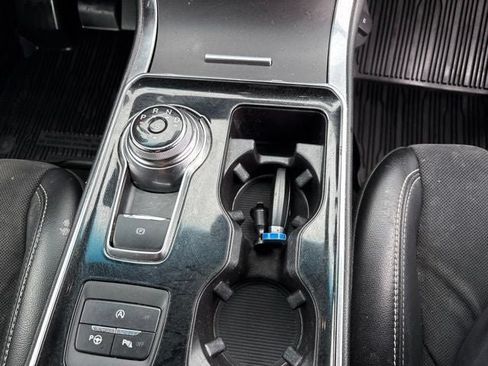 Used 2019 Ford Edge ST w/ Equipment Group 401A AWD/4WD image 9