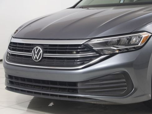 Used 2024 Volkswagen Jetta SE w/ Panoramic Sunroof Package FWD image 47