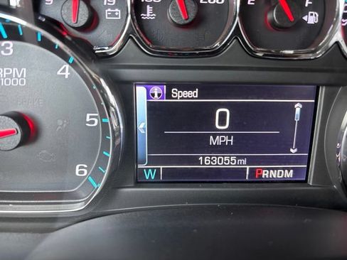 Used 2015 Chevrolet Suburban LT w/ Max Trailering Package AWD/4WD image 23