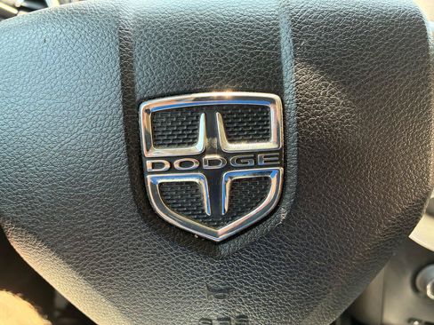 Used 2012 Dodge Journey FWD image 19