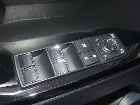 Used 2016 Lexus LX 570 4WD image 20