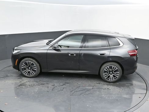 Certified 2025 BMW X3 xDrive30i w/ Premium Package AWD/4WD image 34