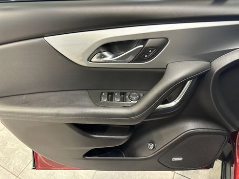 Used 2019 Chevrolet Blazer LT w/ Sun and Wheels Package image 20