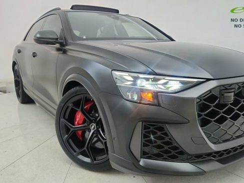 Used 2025 Audi RS Q8 performance AWD/4WD image 89