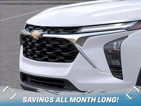 New 2026 Chevrolet Trax LT w/ Driver Confidence Package FWD image 13