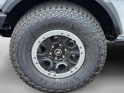 New 2025 Ford Bronco Badlands w/ Sasquatch Package image 10