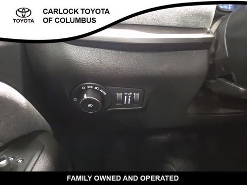 Used 2023 Jeep Compass Latitude AWD/4WD image 22
