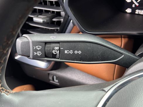 Used 2024 GMC Canyon AT4 w/ Canyon Safety Plus Package image 19