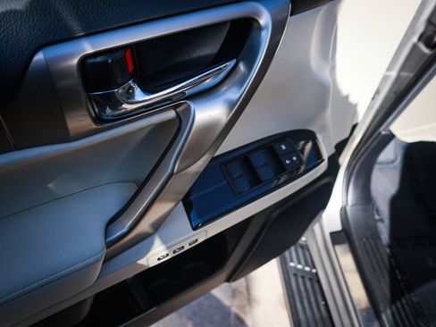 Used 2020 Lexus GX 460 Luxury image 58