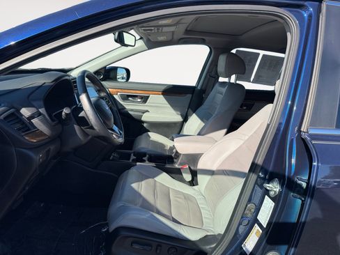 Used 2018 Honda CR-V Touring image 10