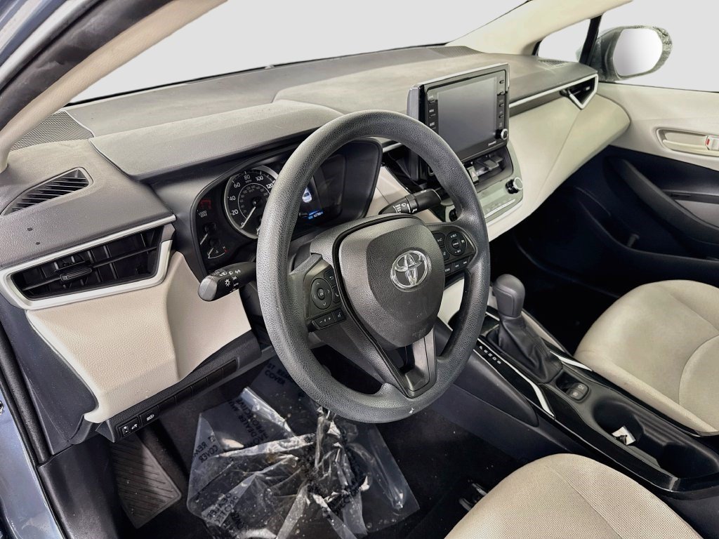 Used 2022 Toyota Corolla LE FWD image 21
