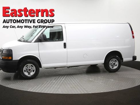Used 2022 GMC Savana 2500 RWD image 51